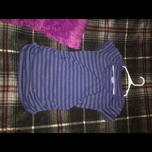 Liz Lange maternity shirt